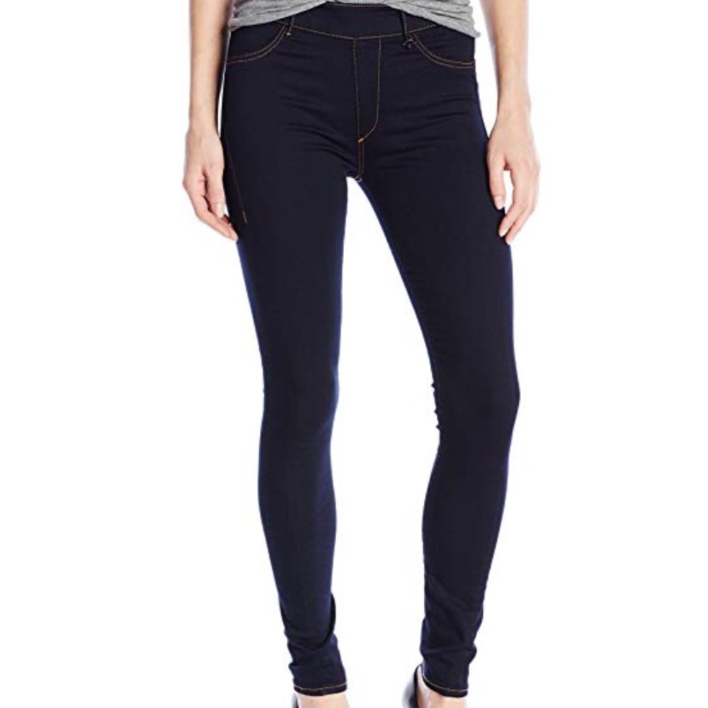 TRUE RELIGION Runway Jean Legging Raw Hem